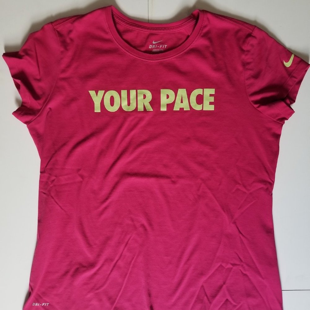 Nike graphic crewneck shirt